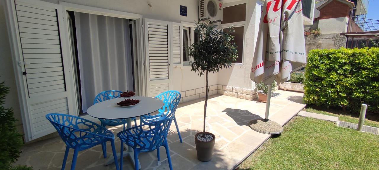 Apartment Garden Residence With Private Parking Split Exterior photo